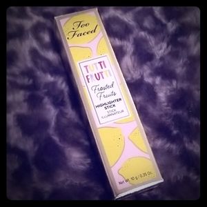 Too Faced Highlighter Stick